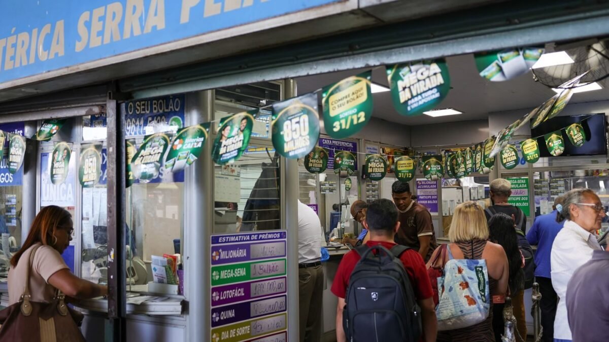 Bolão da Mega-Sena de R$ 100 milhões: preço mínimo, cotas e até que horas comprar