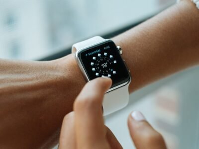 Apple terá de pagar US$ 184 milhões em juros no processo de patentes do Apple Watch