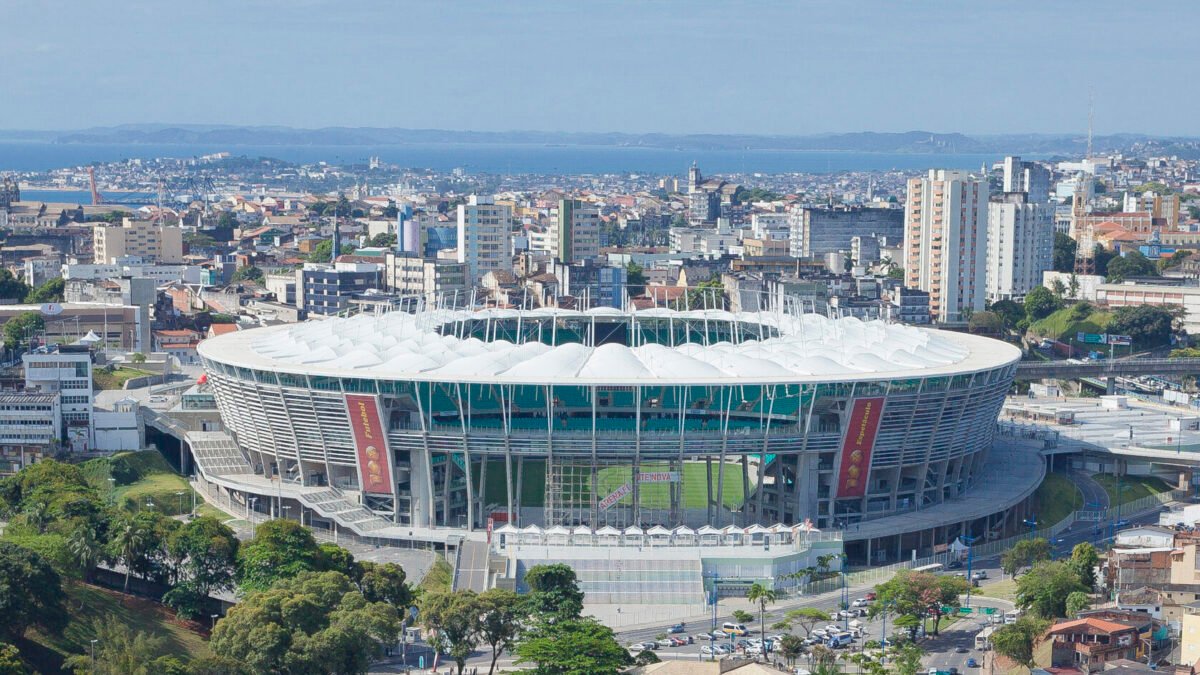 Flamengo vence o Bahia por 3 a 0 na Fonte Nova e chega a 67 pontos no Brasileirão
