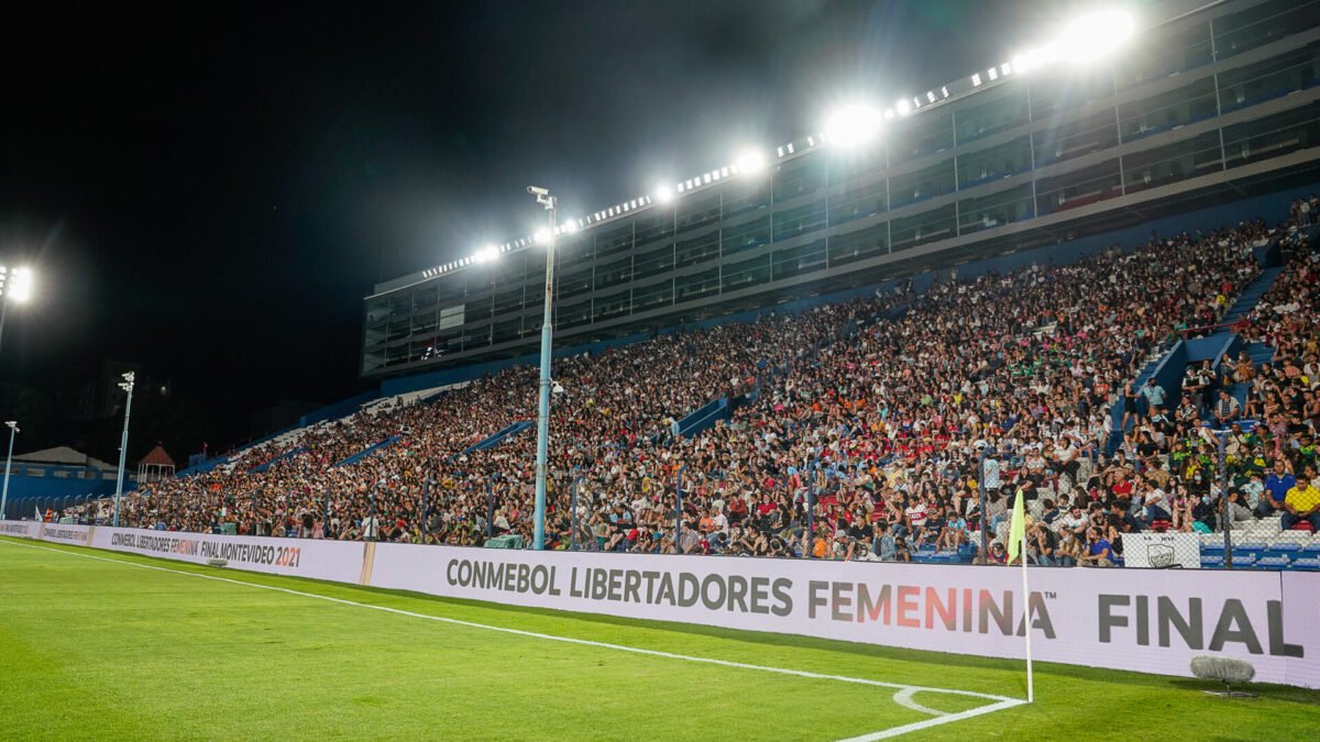 Byanca Brasil faz hat-trick e Cruzeiro vence o Bolívar por 3 a 0 na Libertadores Feminina