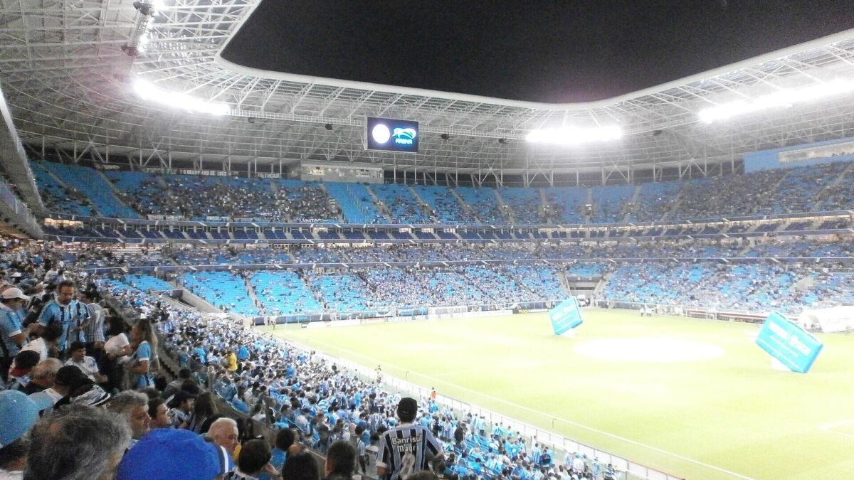 Grêmio tem 77,4% de chance de rebaixamento após derrota para o Cruzeiro, diz UFMG