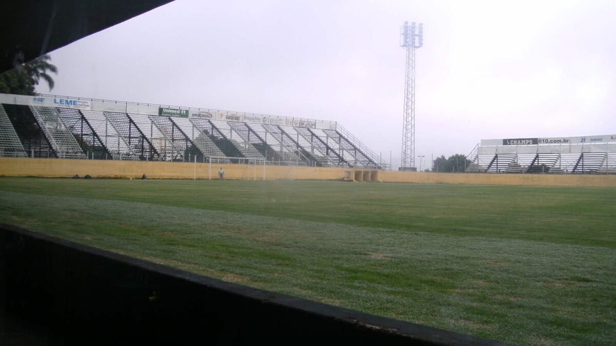 Bragantino x Cruzeiro: onde assistir, horário e escalações desta segunda (12)