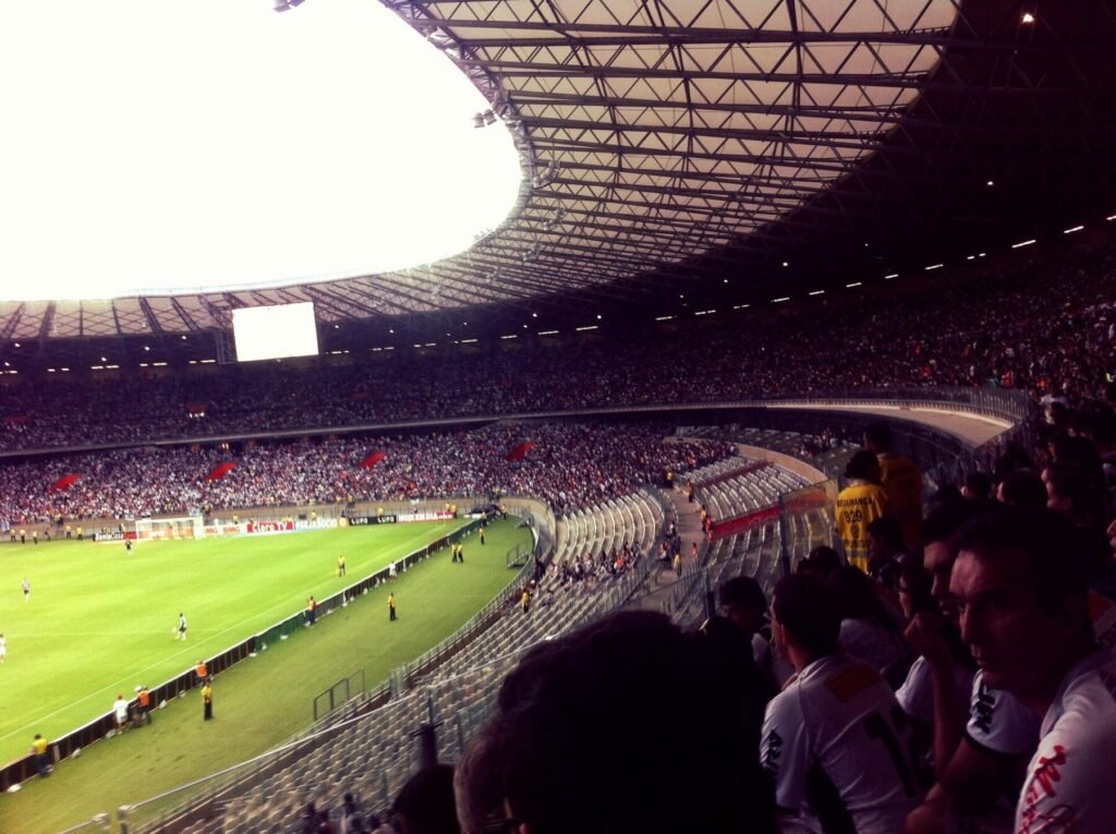 Atlético-MG enfrenta o Villa Nova no Mineirão, em 2013