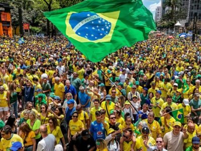 Lula defende maioridade penal aos 16 em crimes hediondos; Flávio diz que manterá fim da 6×1