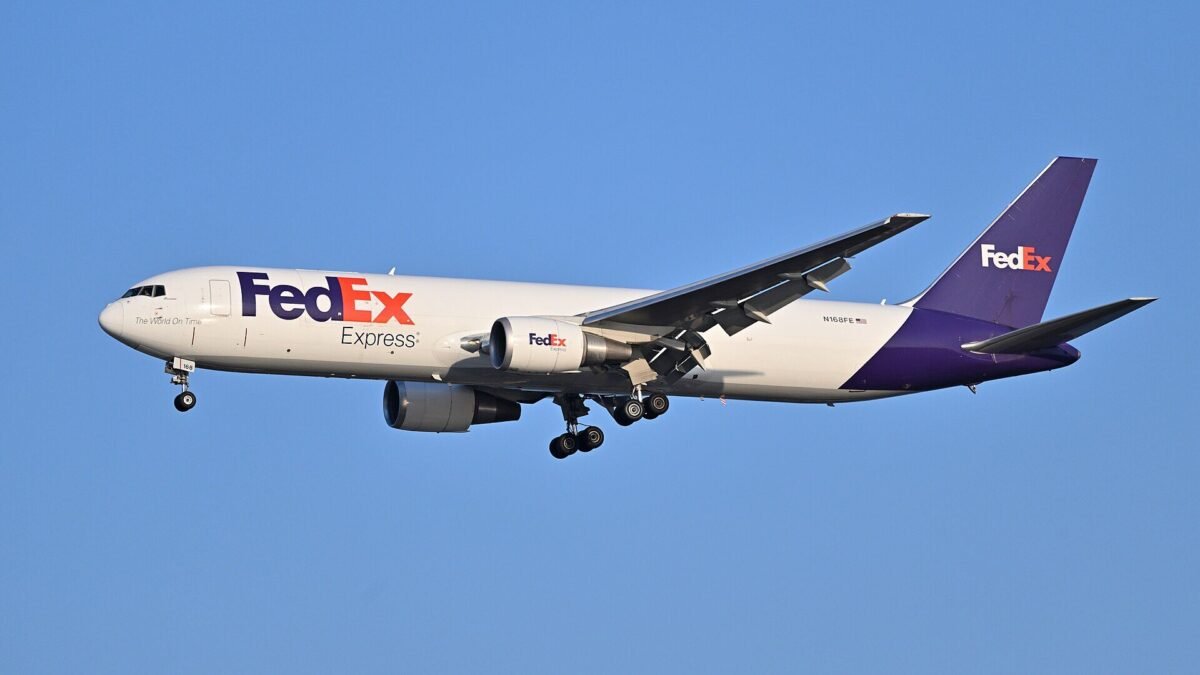 AerCap vende nove Boeing 767 cargueiros em um trimestre; Boeing encerra a linha no ano que vem