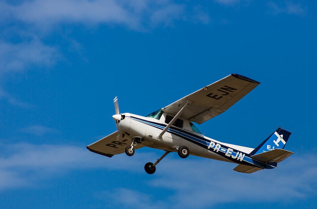 Guy Kapulnik: ator israelense e instrutor de voo morre aos 46 anos em acidente de avião