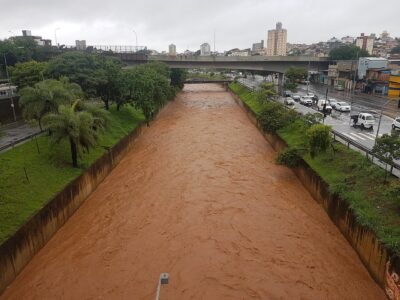 Três frentes frias podem deixar BH com chuva acima da média até o fim de outubro