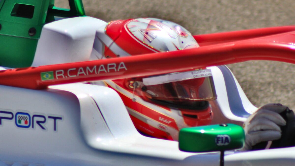 Quem é Rafael Câmara, pernambucano de 21 anos contratado pela Haas para a F1 em 2027