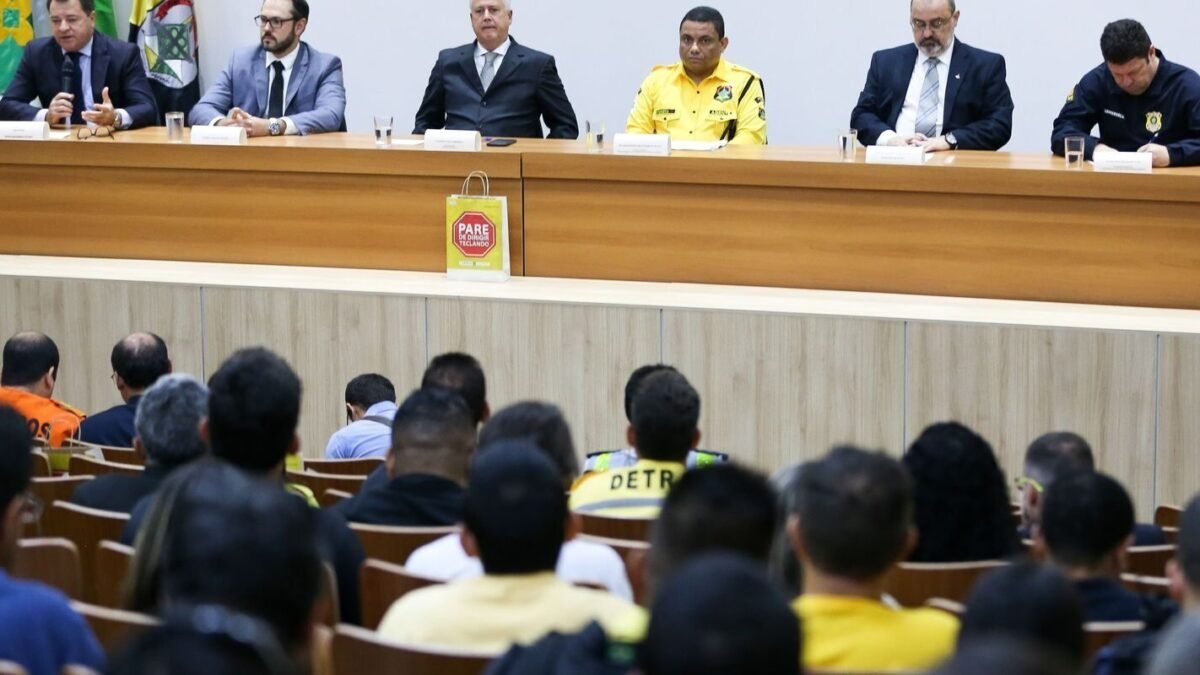 CNH vencida pode rodar até 9 de dezembro; multa por pneu careca é de R$ 195,23