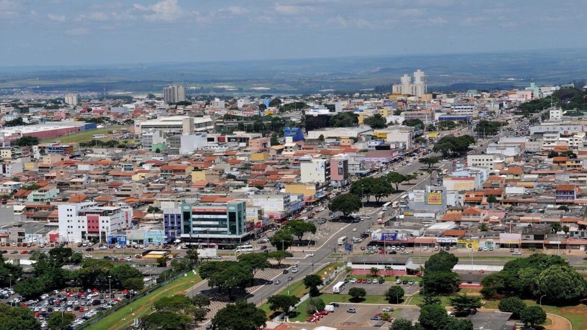 Cantor sertanejo Alan Tons é morto com companheira em Ceilândia (DF)