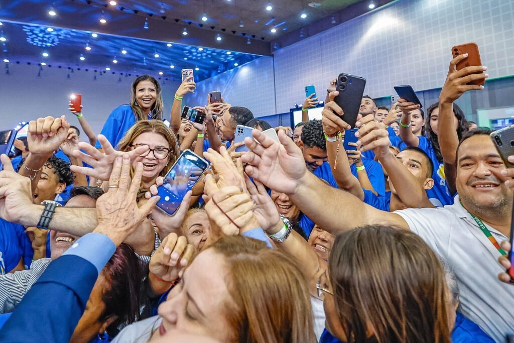 Cerimônia de anúncio da expansão do Programa Pé de Meia no Estado do Ceará