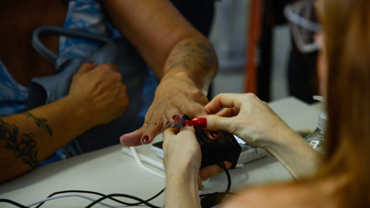INSS vai bloquear benefício sem biometria? Veja quem precisa e o prazo do Bolsa Família