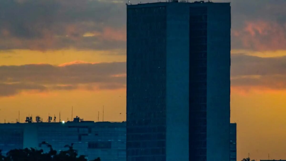 Eleições 2026: Senado renova 54 vagas; veja quem disputa nos maiores estados