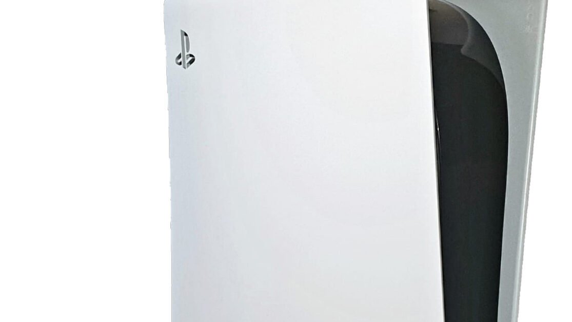 PS5 Midnight Black sai por 55 mil ienes, mas só funciona com conta japonesa