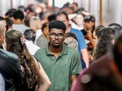 Pesquisa Veritá dá Flávio Bolsonaro com 51,3% e Lula com 48,7% no 2º turno