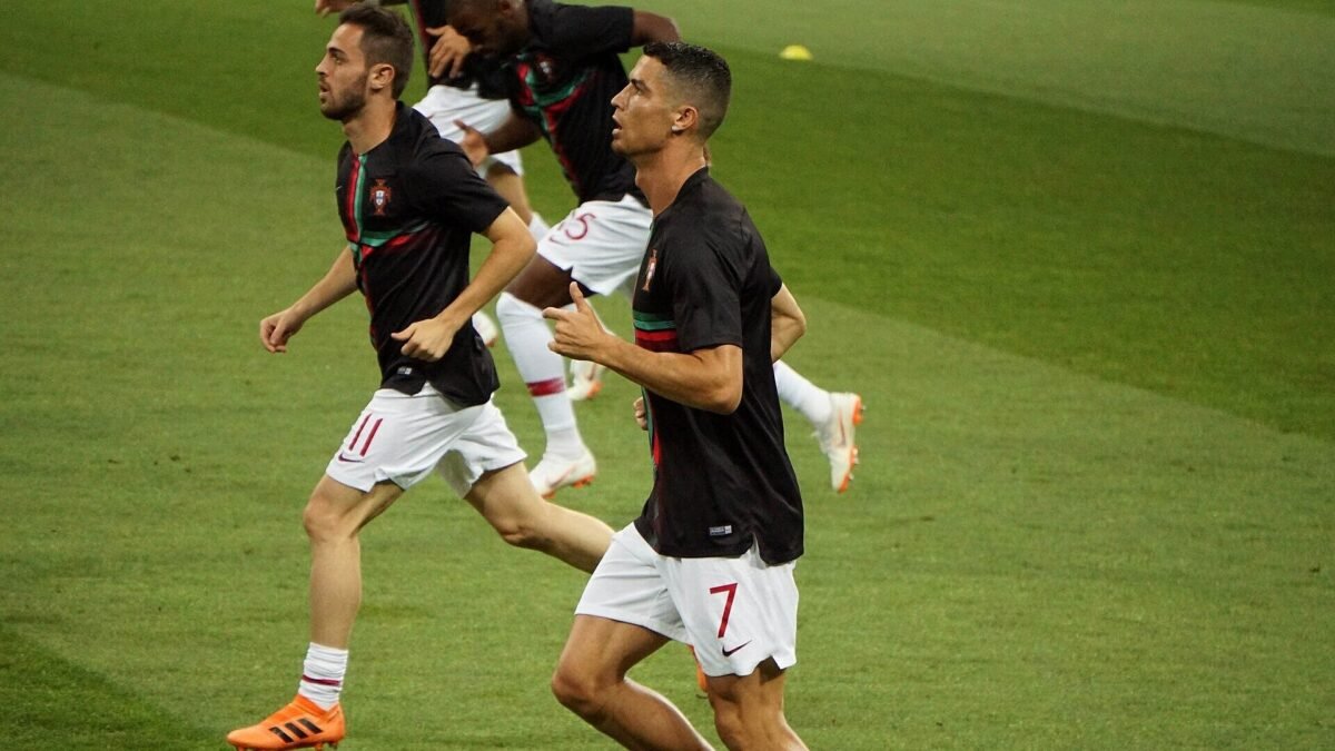 Cristiano Ronaldo e o Al-Nassr enfrentam o Al-Faisaly nesta sexta, às 10h30