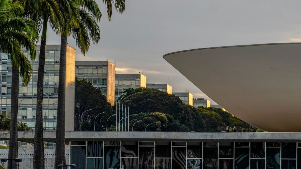 Bancada do Livre Mercado elege 84 parlamentares e promete frear alta de impostos