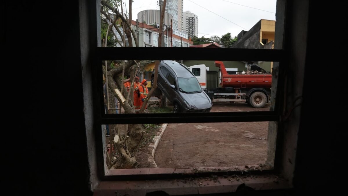 Prefeitura de SP tem 48 horas para responder ao MP sobre medidas contra enchentes