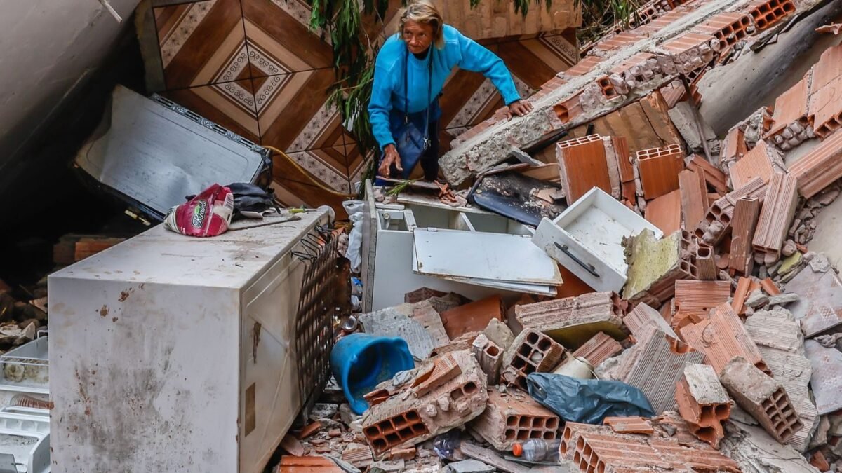 Chuva causa três deslizamentos em Gaspar (SC); frente fria traz novo risco na quinta