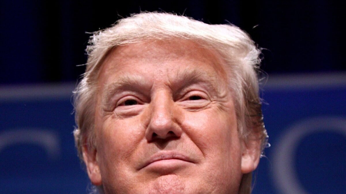 Pena de morte: Trump diz que decisão sobre transmitir execução de Hasan ainda não foi tomada