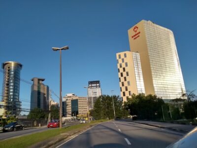 Bradsaúde (SAUD3) lucra R$ 1,075 bi no 3º trimestre e aprova R$ 1 bi em dividendos