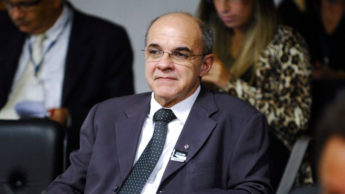 Eduardo Bandeira de Mello tem 37.535 votos e fica na suplência para deputado federal no Rio