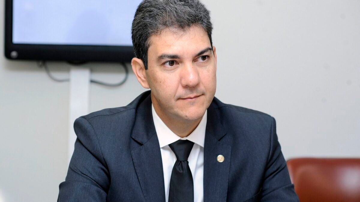 Eduardo Braide lidera para governador no Maranhão; veja senadores e deputados eleitos