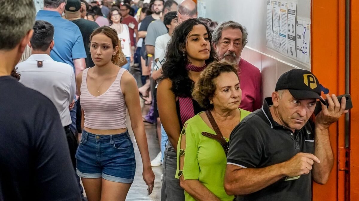 Temporal muda local de votação em Presidente Prudente, SP