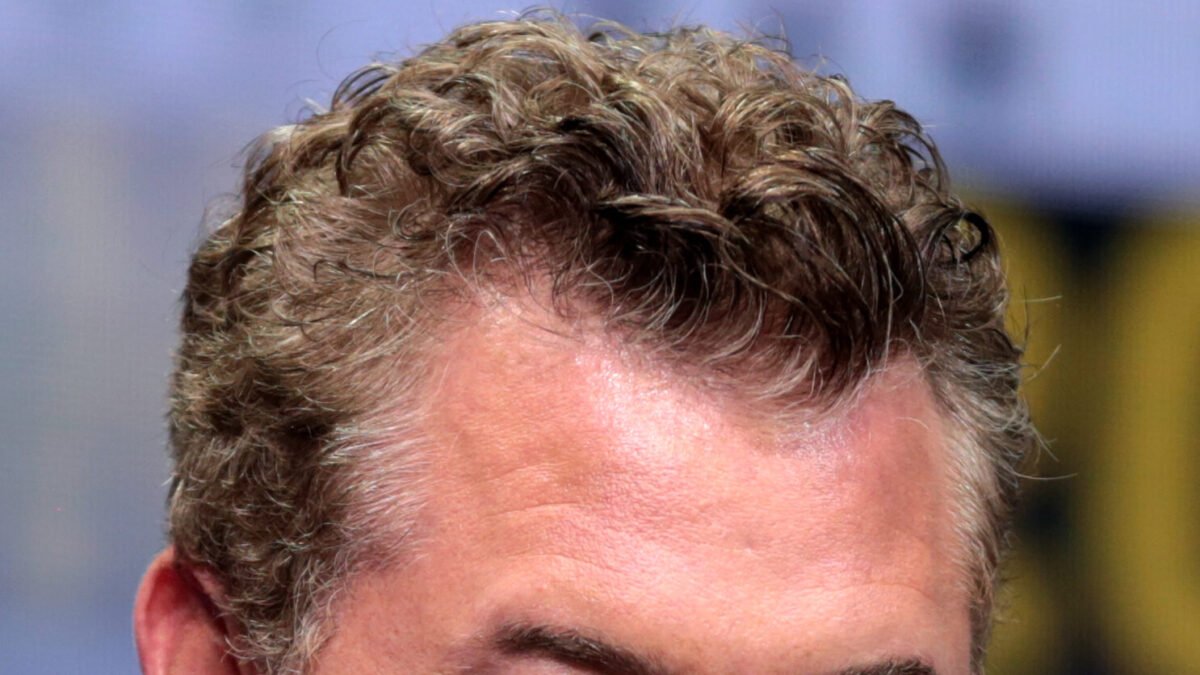 Eric Dane diz em livro póstumo que usou crack e “todas as drogas imagináveis”