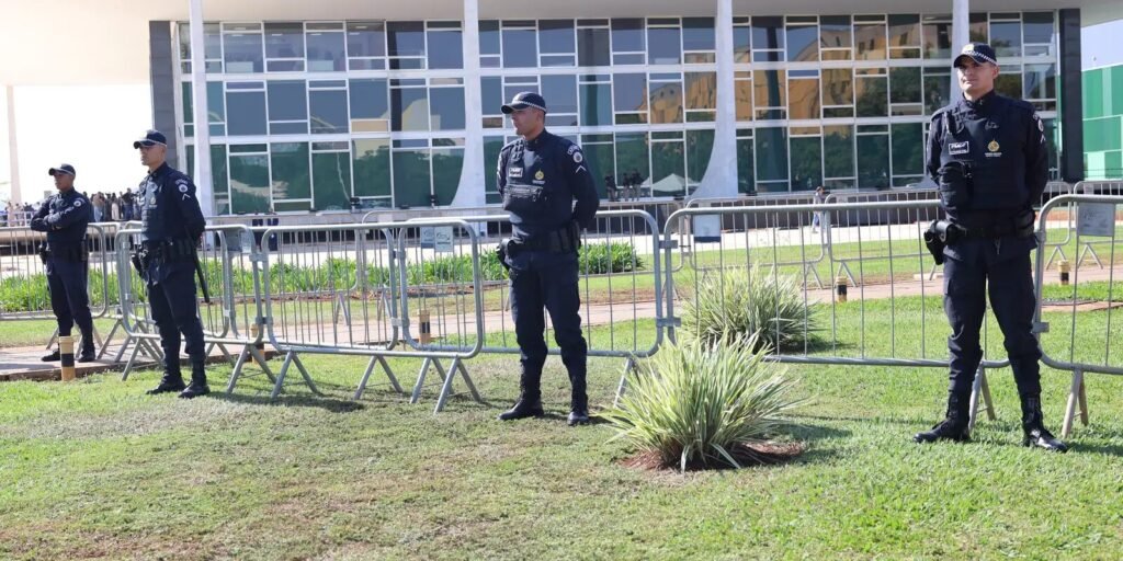 Esquema de segurança próximo ao Supremo Tribunal Federal, em Brasília