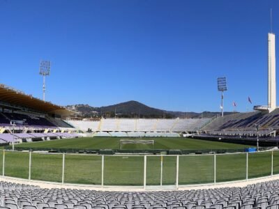 Fiorentina x Como começa às 10h deste domingo; jogo passa na ESPN 2 e no Disney+