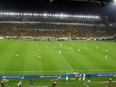 Millonarios x Once Caldas é cancelado em El Campín por causa do gramado