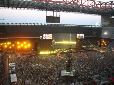 U2 marca terceiro show em São Paulo para 14 de março; venda começa nesta sexta