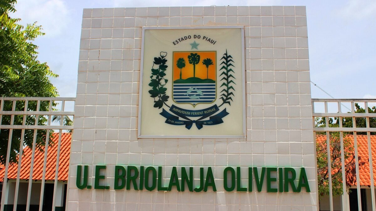 Seduc do Piauí convoca 99 aprovados do seletivo de 2025; documentos vão até terça (3)