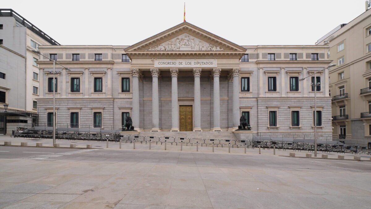 Espanha vai às urnas em 29 de novembro: o que levou Sánchez a dissolver o Parlamento