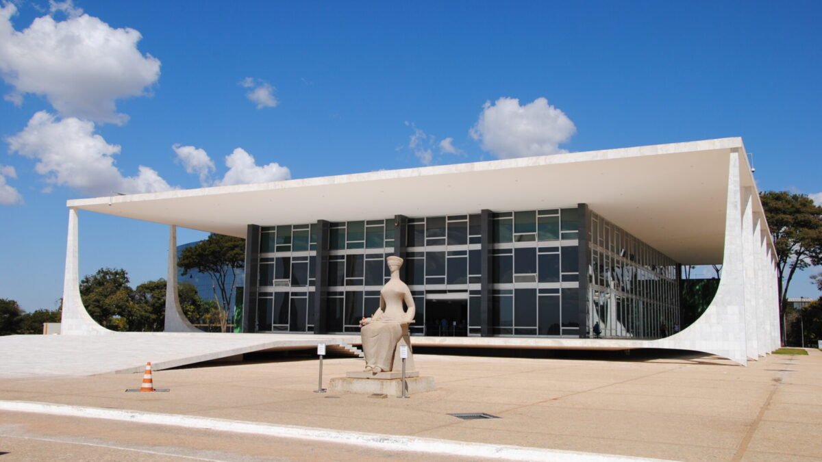 Zanin dá 5 dias ao TSE em ação do PSD que tenta reabrir 2º turno no Rio; entenda