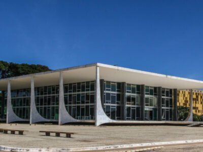 AGU pede ao STF que derrube leis das bets e muda posição de 2024