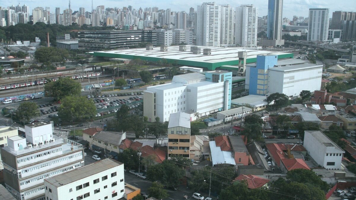 Seis suspeitos de se passar por motoristas de app são presos em SP por cobrar até o triplo