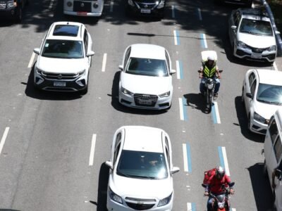 Mortes no trânsito de São Paulo sobem 1,5% até setembro; motos são 48% das vítimas