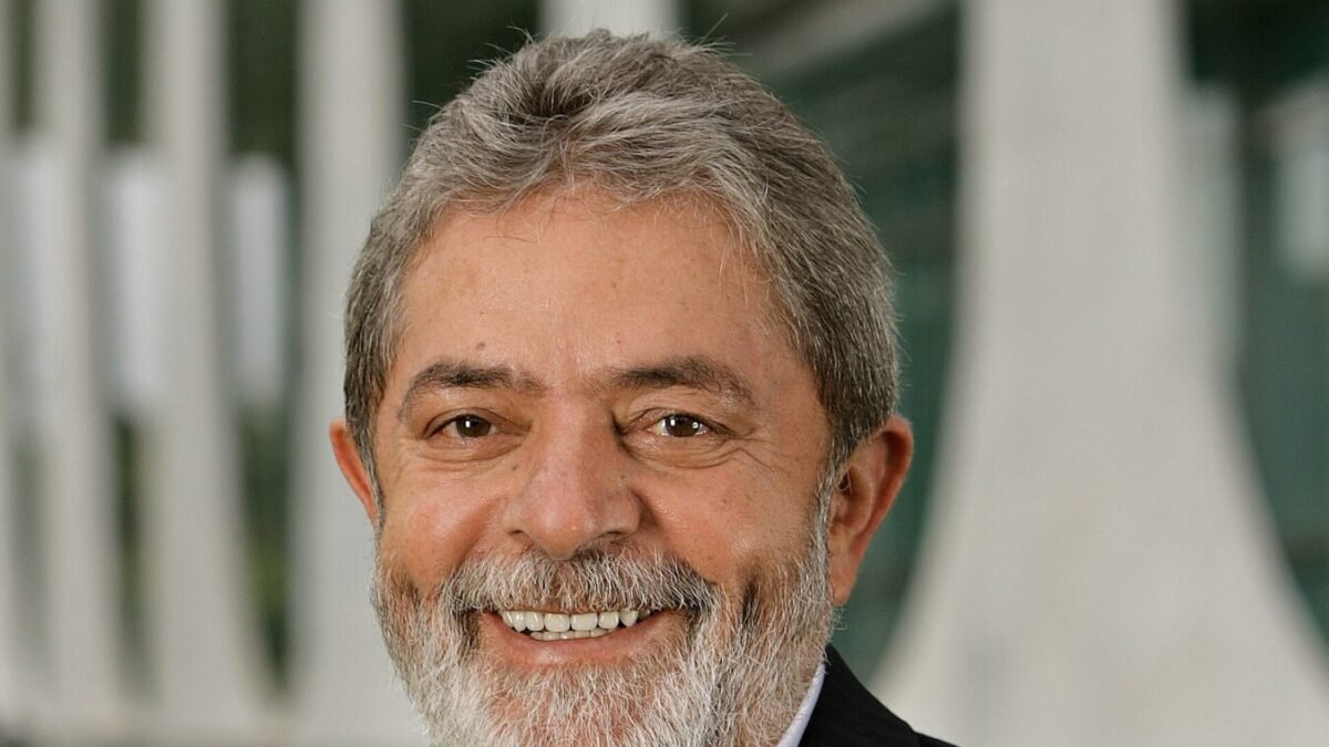 Lula confirma presença no debate da Band; Flávio diz que não vai