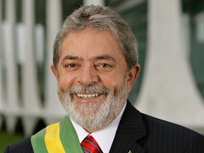 Lula confirma presença no debate da Band; Flávio diz que não vai