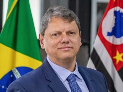 Tarcísio é reeleito governador de São Paulo no 1º turno, projeta Datafolha
