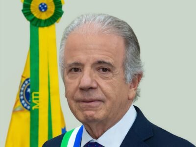 Cinara Fredo, indicada por Múcio, pode ser a 1ª mulher na Defesa