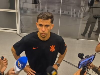 Gabriel Paulista chora após derrota para o Palmeiras e critica diretoria do Corinthians