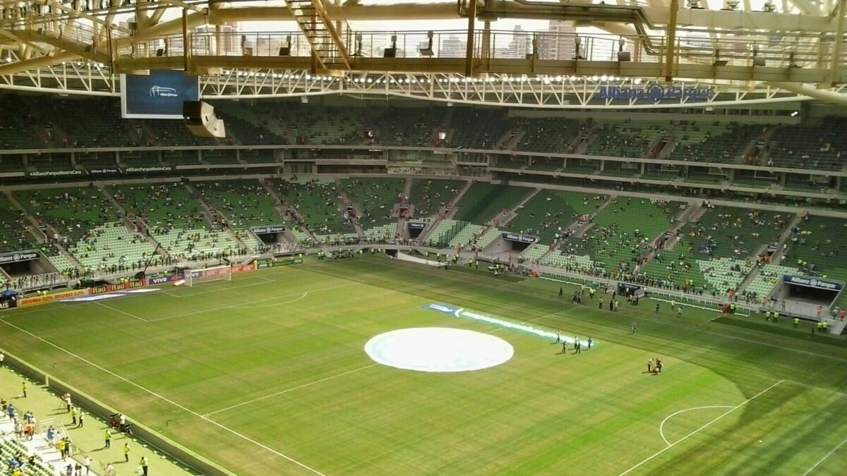 Palmeiras x Fluminense hoje, às 21h30, na Globo, GE TV e Paramount+