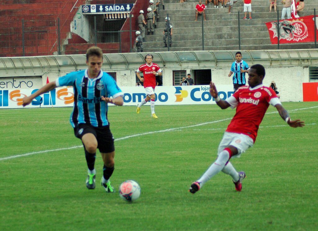 Gre-Nal em partida realizada em Caxias do Sul, pelo Campeonato Gaúcho de 2013