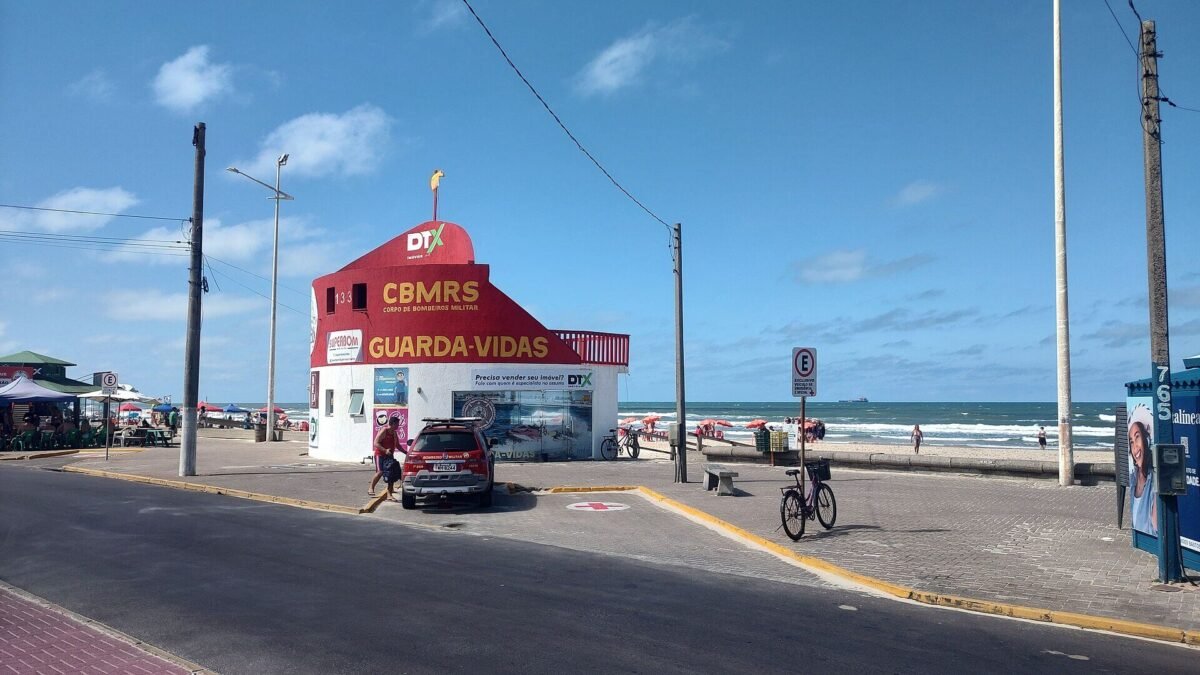Governo de SP autoriza contratação de 466 guarda-vidas para o verão