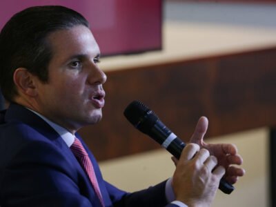 Hugo Motta quer votar PEC do voto distrital misto ainda este ano