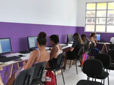 INSS pagará benefício por até 6 meses a mulheres afastadas do trabalho por violência doméstica