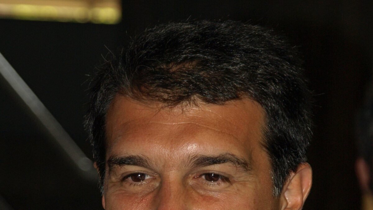 Laporta rebate dossiê de 50 mil páginas que o Real Madrid levou à Uefa no caso Negreira